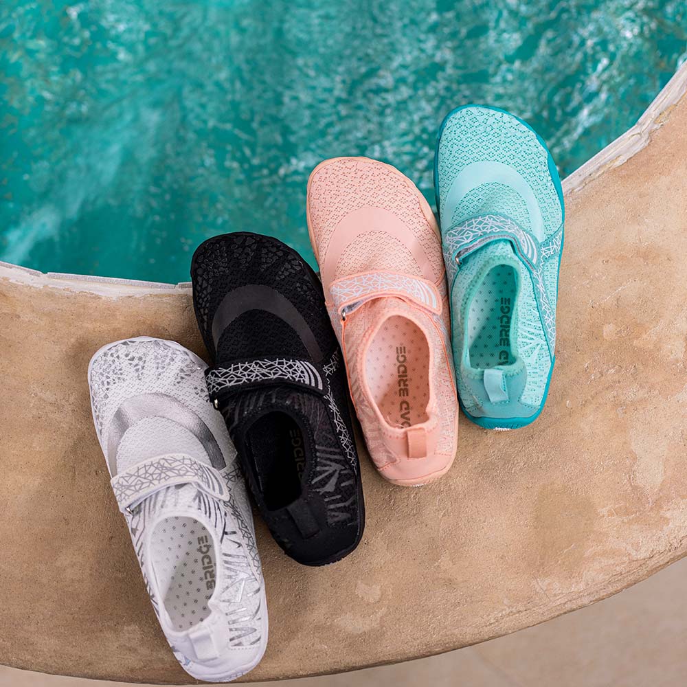 로드브릿지 스킨핏 벨크로 아쿠아슈즈 20,900원