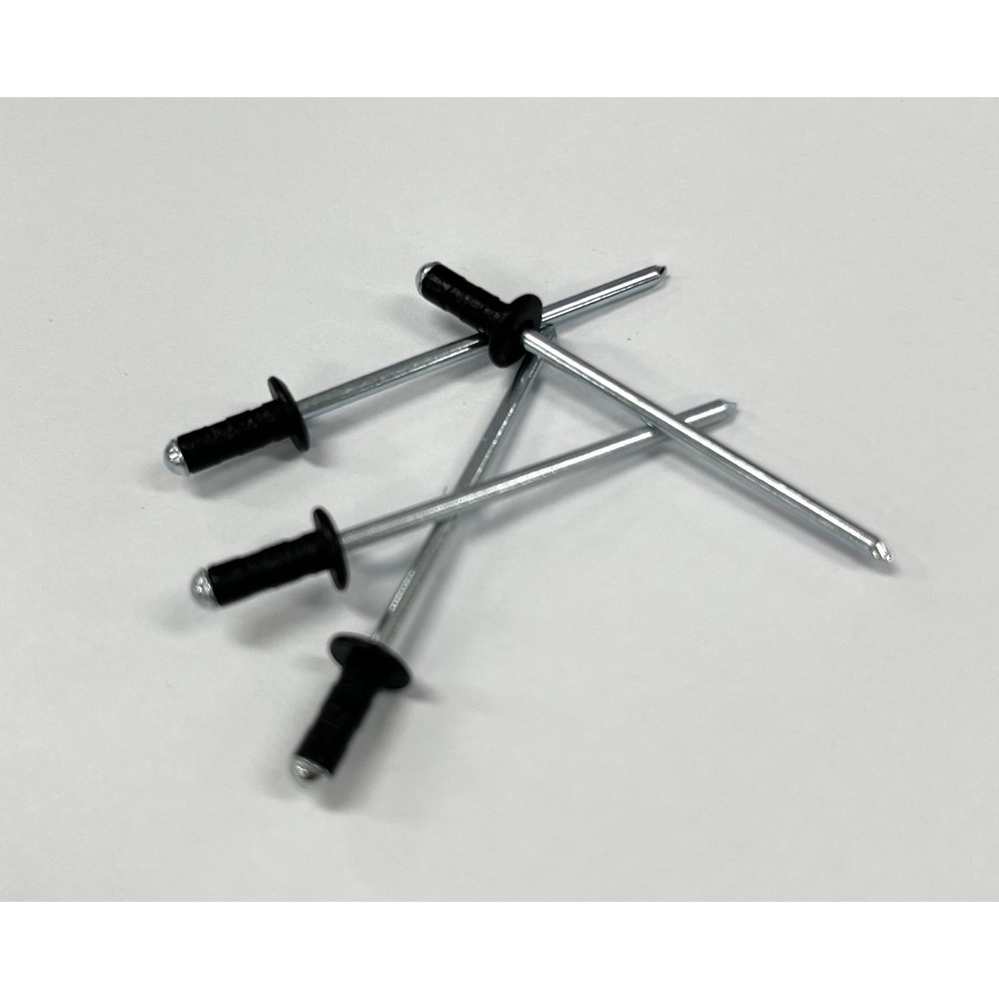 유진코 멀티 리베트 흑색 리벳 못 알루미늄 브라인드 봉지판매 6,200원