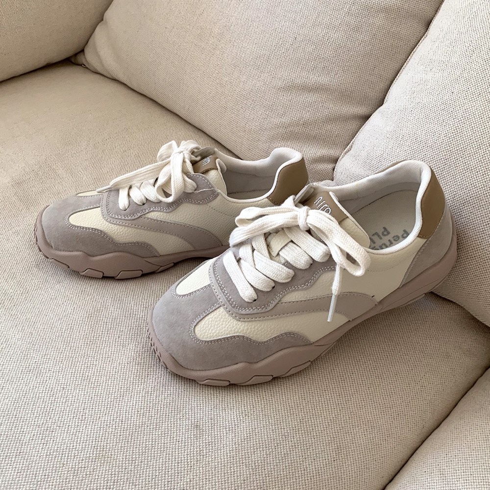 슈리오 여성 스웨이드콤비 웨이브라인 푹신한 키높이 스니커즈 5cm 57,890원