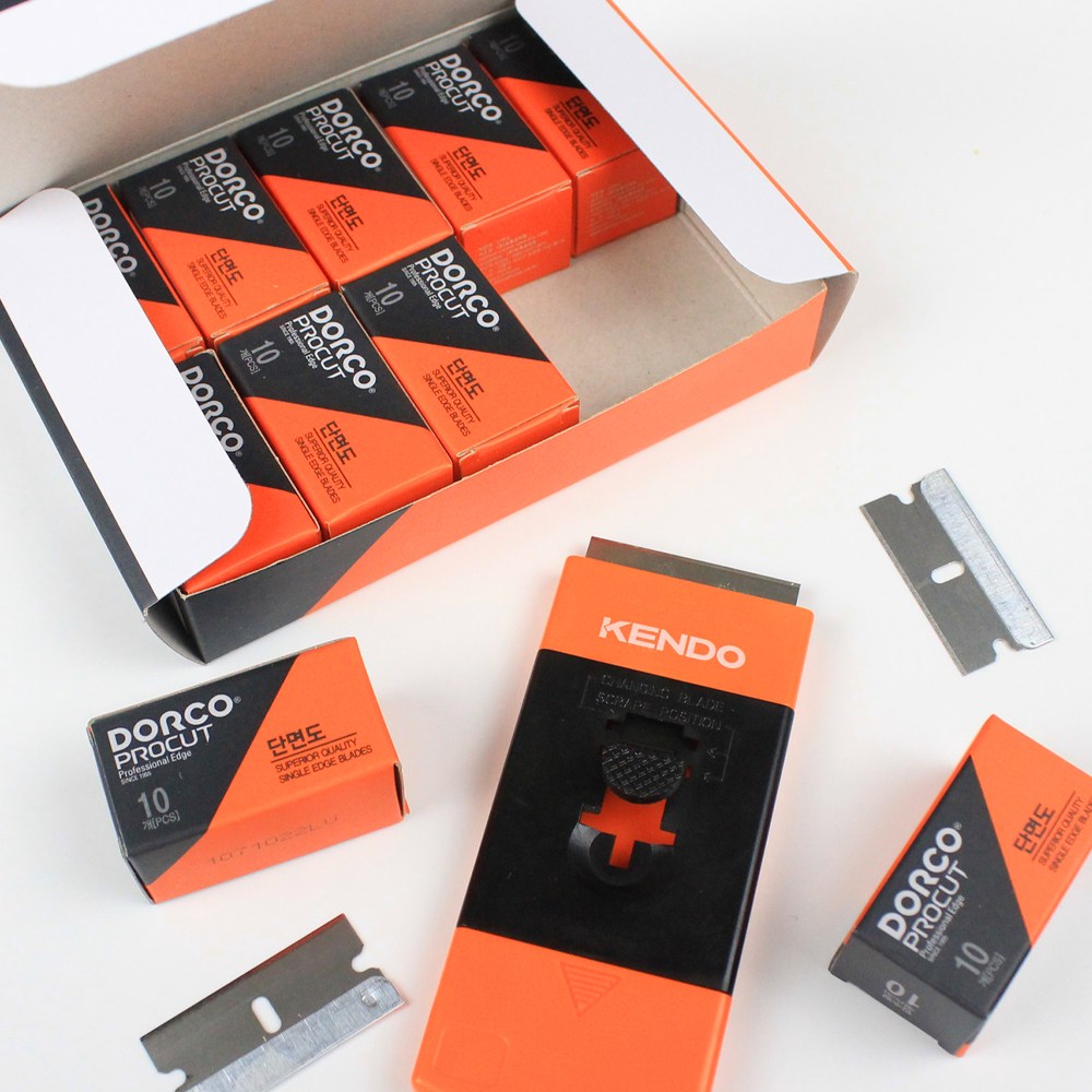 인덕션 청소 스크레퍼 + 칼날 13P 세트 스티커제거 껌제거 유리청소 켄도 스크레퍼 + 도루코 단면도 9,600원