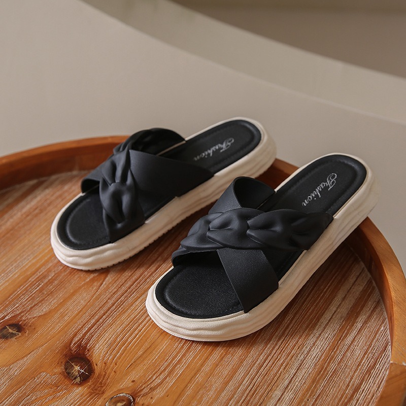 아이위크 여성 신플 비치 샌들 슬리퍼 여름 플랫 슈즈 16,900원