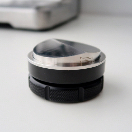 원두걸스 V타입 프로 레벨링툴 커피 디스트리뷰터 템퍼, 블랙53mm, 1개 29,900원