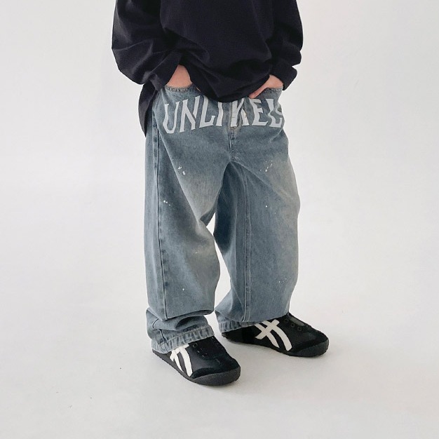 베리클로젯 남아 리 페인팅 키즈 유아 등원 스쿨룩 데님 팬츠 청바지 34,900원