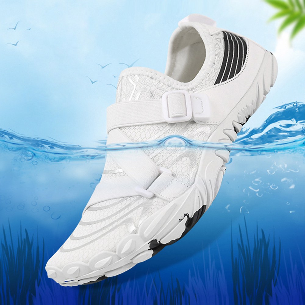 제커 아쿠아슈즈 워터파크 수영장 물놀이 신발 남여공용 17,100원