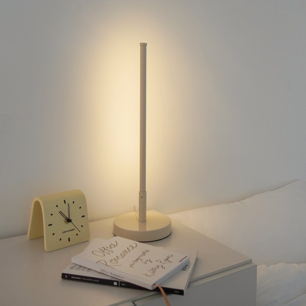 레나에너지 LED 북유럽 슬림 플로어 단스탠드 24,420원