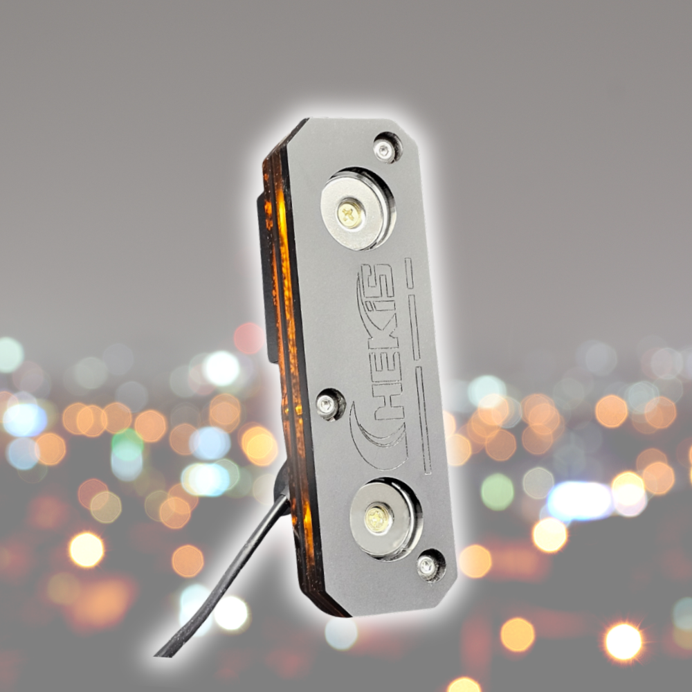 CHEKIS 체키스 오토바이 휴대폰 자석 슬림 충전 거치대 1구 RGB LED, 오렌지 40,000원