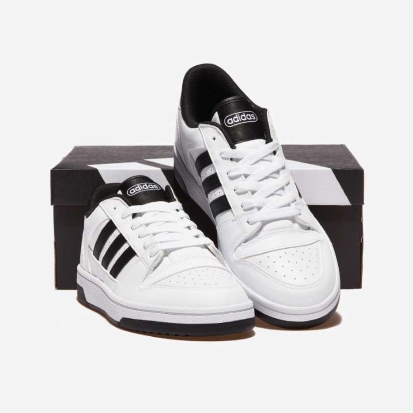 아디다스 남여공용 운동화 스니커즈 데일리운동화 커플운동화 103,600원