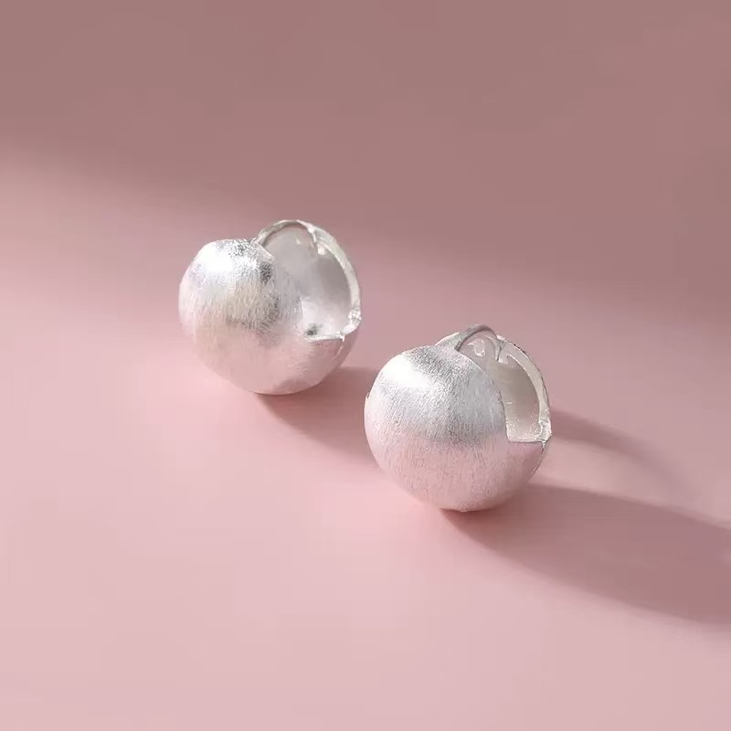 다예코 루미에르 매트볼 원터치 링 귀걸이 12,900원