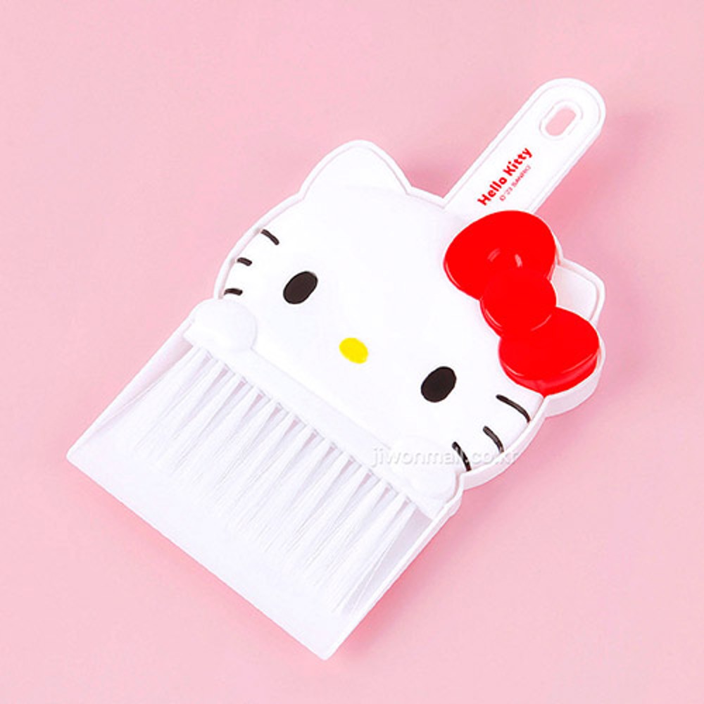산리오 미니 청소도구 세트 빗자루 쓰레받기 준비물 헬로키티 4,500원