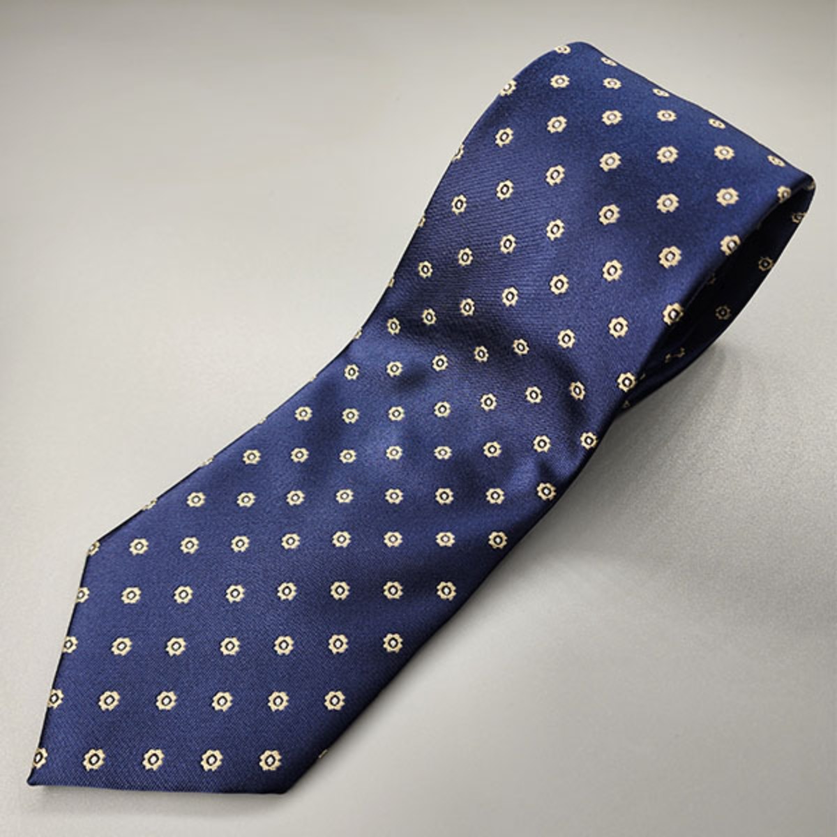 제임스핏 도트 클래식 패턴 남성 정장 명품넥타이 네이비 J-1121 17,900원