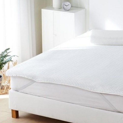 아담데코 휴비스 듀라론 콜드키퍼 퓨어아이스 냉감 침대패드 + 냉감 베개패드 세트 65,390원