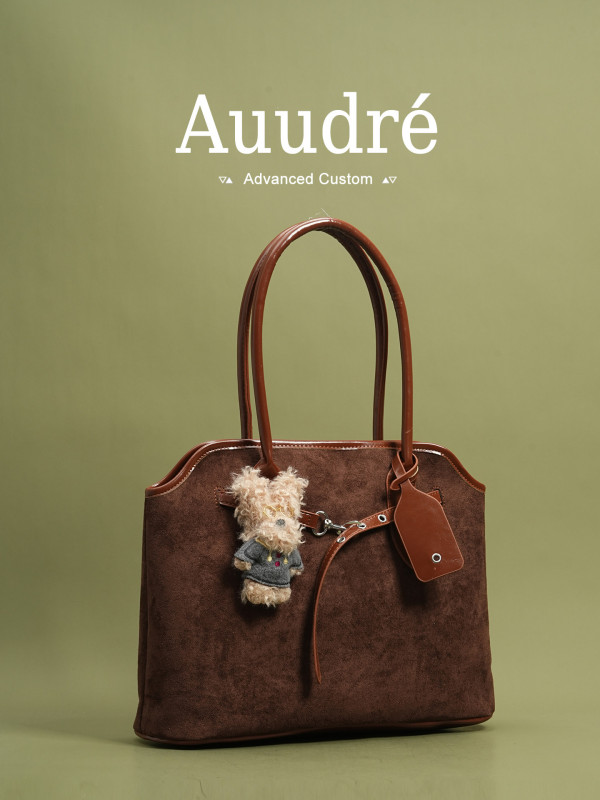 Audre 고급 감성 복고풍 대용량 숄더백 여성 2026 신상 가을 겨울 핸드백 출퇴근 가방 91,500원