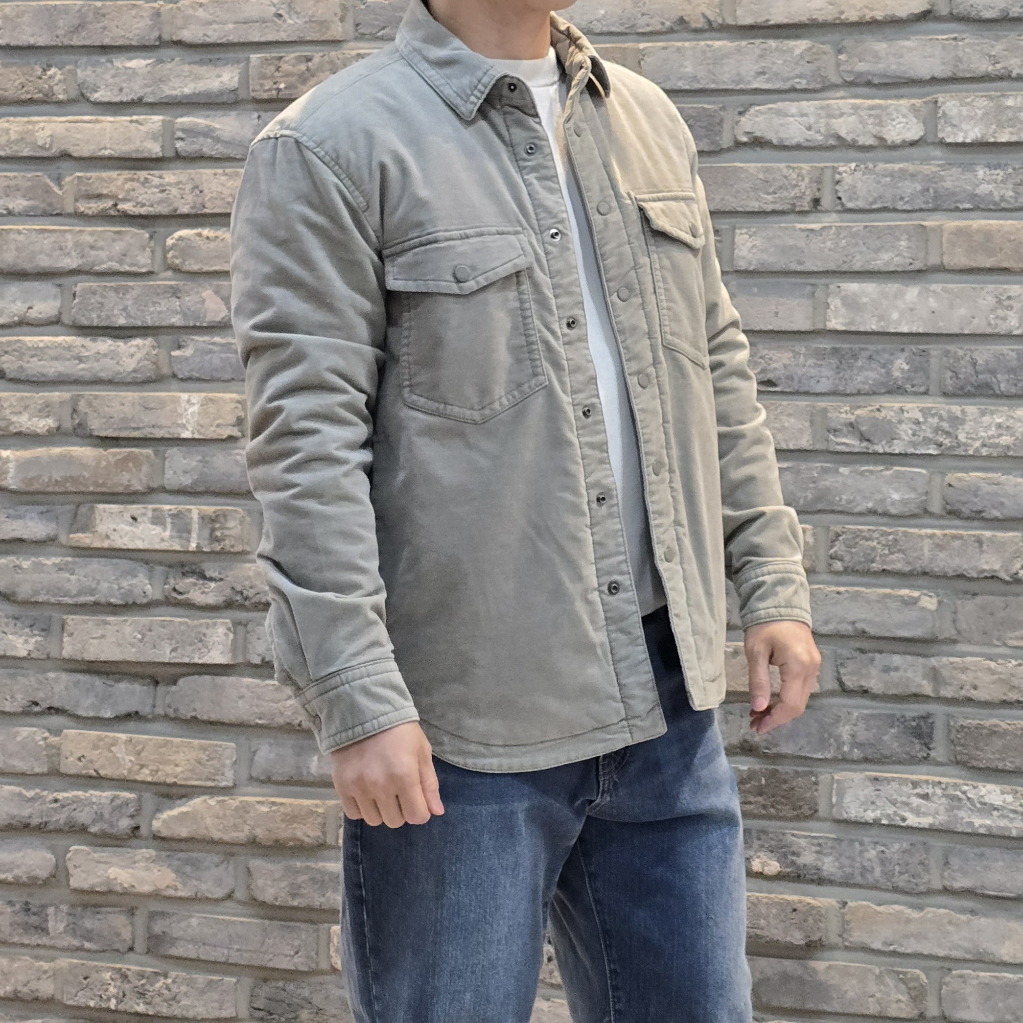 시리즈 코듀로이 아우터형 셔츠 199,000원