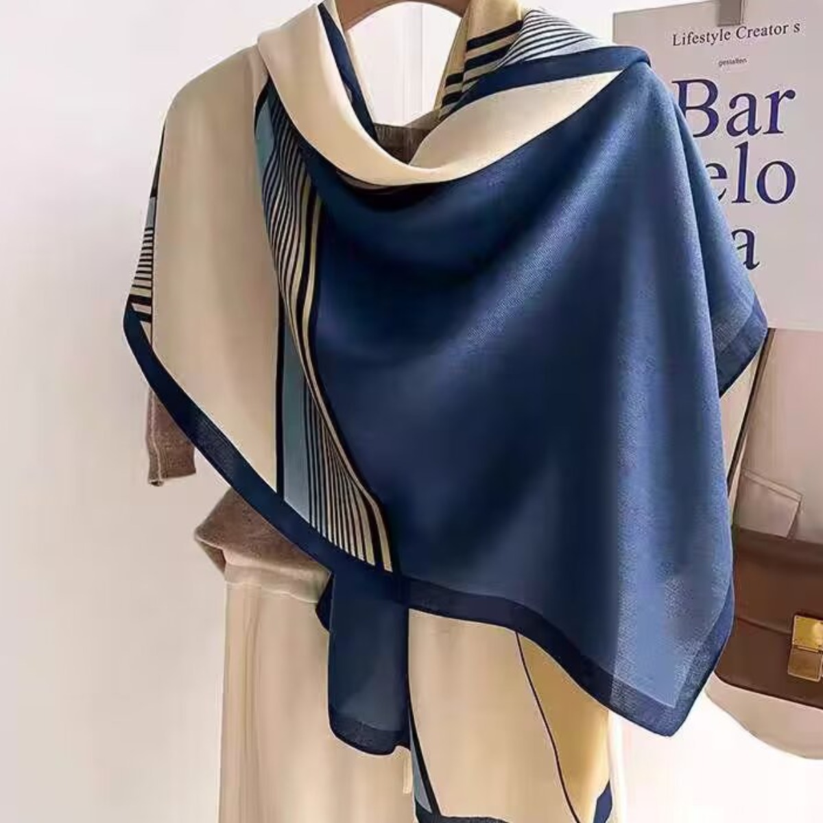 코코린느 몬드리안 체크 쉬폰 아사면 장폭 빅사이즈 대형 숄스카프(3colors) 13,200원