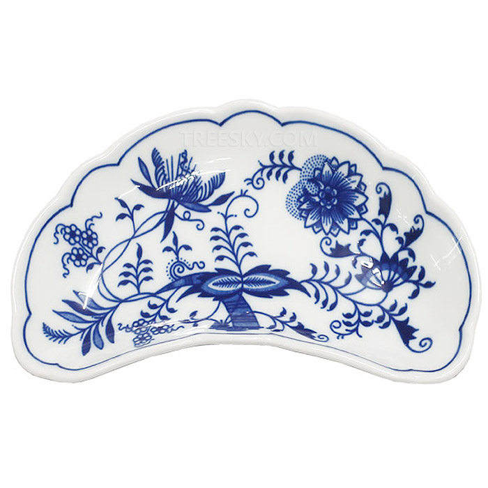 체스키포슬란 쯔비벨무스터 도자기 반달접시-17cm/1개 (CB085) 34,500원