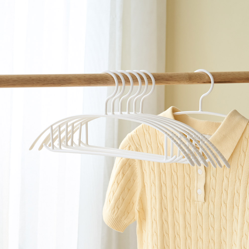 리브맘 어깨뿔방지 베이직 니트 옷걸이 13,800원