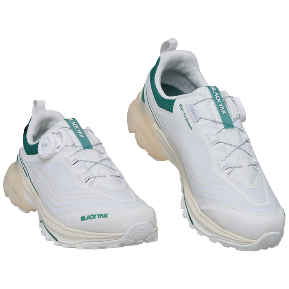 블랙야크 25년 330g 초경량 트레킹화 아이유 신발 343 라이트 스텝 ABYSHXU925 219,000원