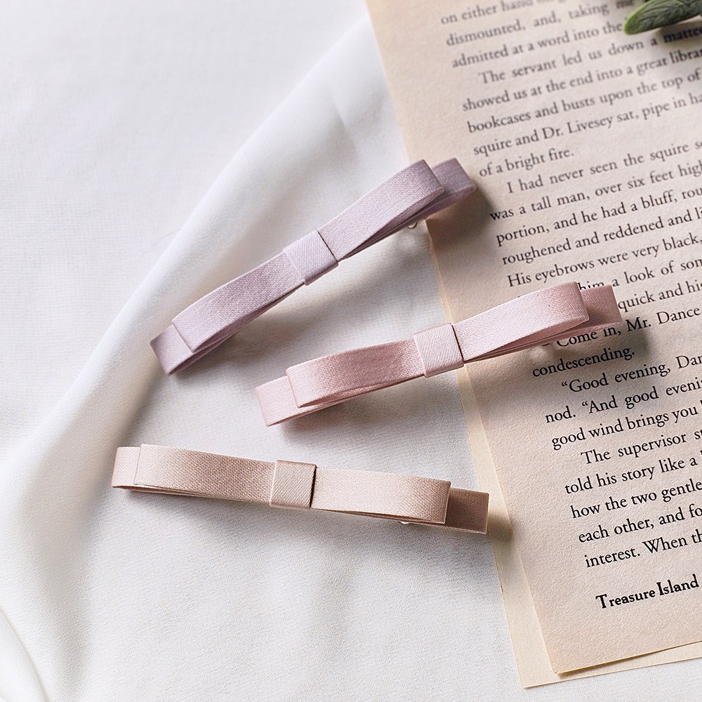 헤미쉬스타일 슬림 리본 머리핀 8,900원