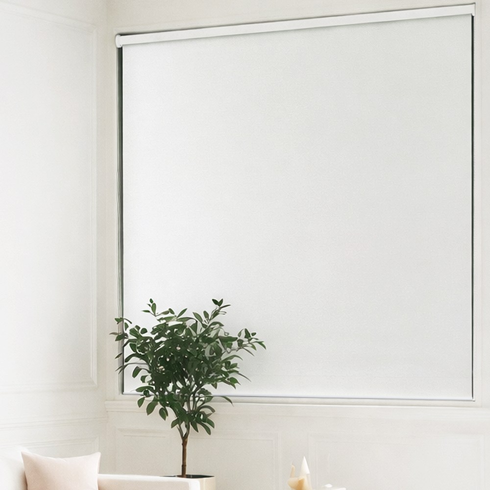 바이브하우스 무타공 압착식 암막 롤스크린 77,700원