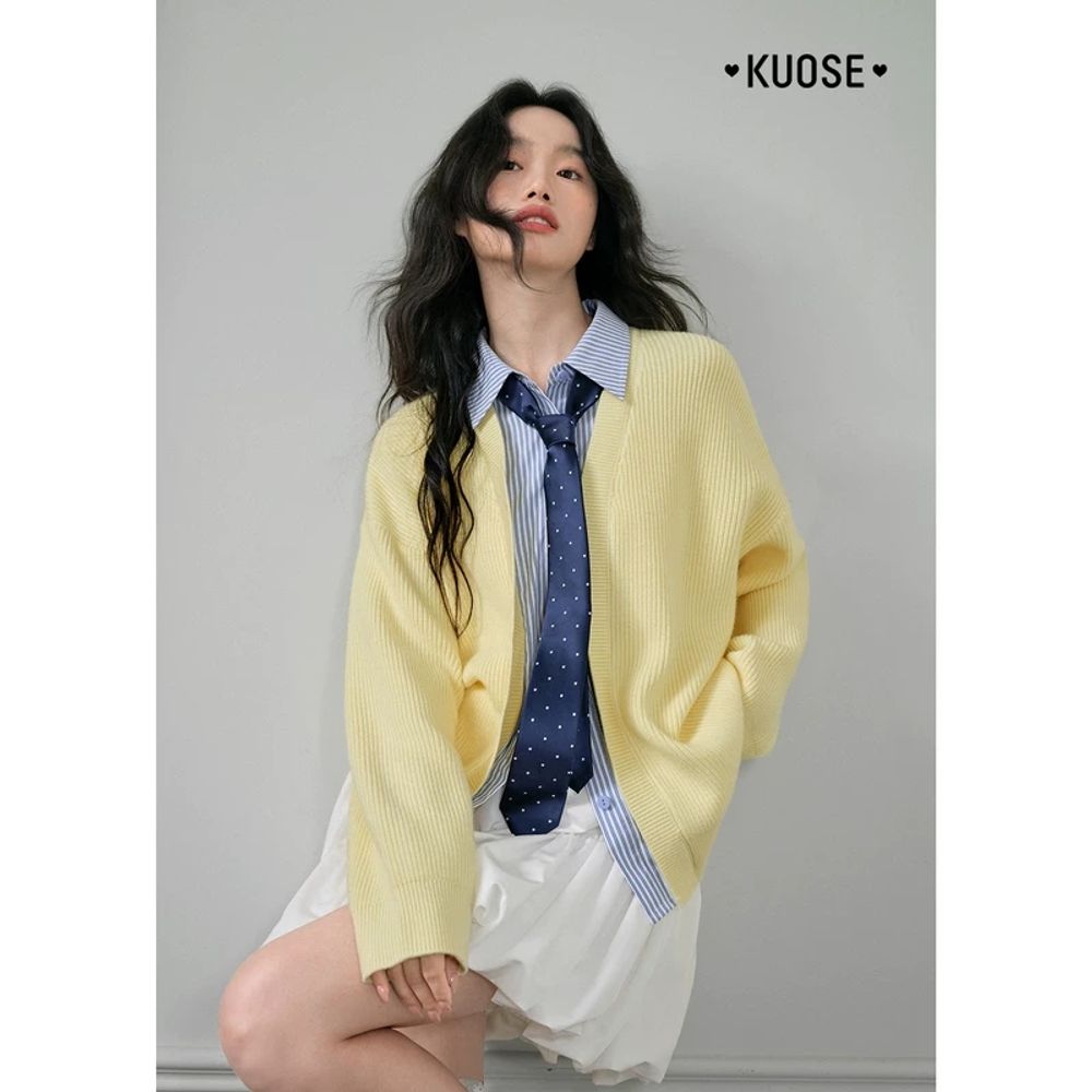코우세 여성용 연노란색 니트웨어 투 줄무늬 스타일 가디건 신상 스웨터 가을 프레피 64,270원