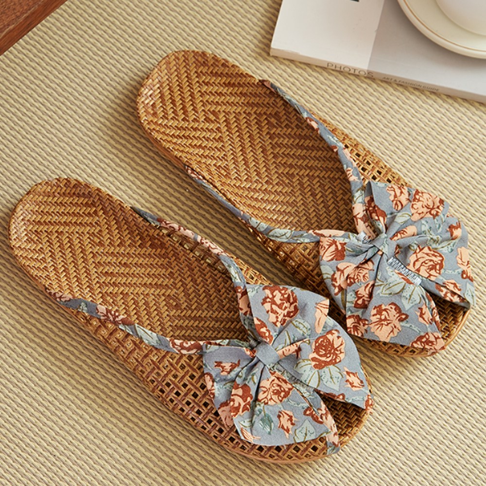 JUN팩토리 여성 남자 라탄 린넨 왕골 슬리퍼 등나무로즈리본 여름 실내 거실용 실내화 8,900원