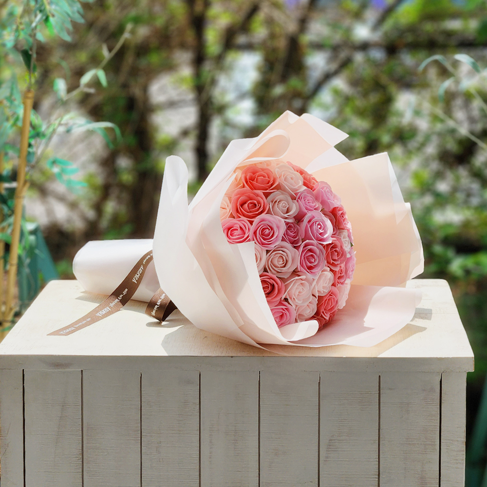 비누꽃 블레이즈 로즈 50송이 꽃다발 30,520원