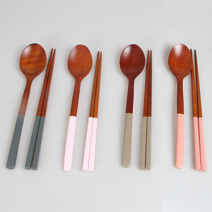 윌리브 파스텔 옻칠 우드 수저세트, 그레이, 베이비핑크, 베이지, 피치코랄, 숟가락 4p + 젓가락 4벌, 1세트 28,680원