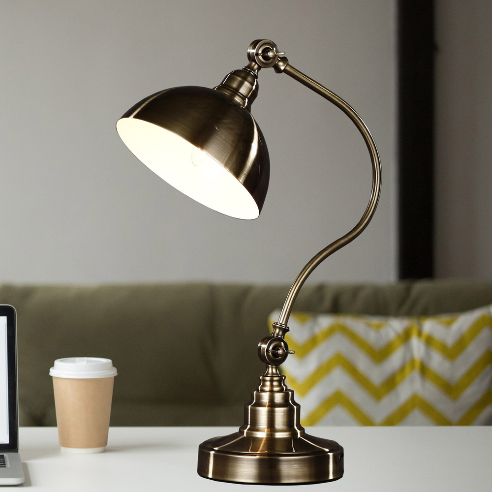 블로잉 오피스 단스탠드 각도 조절이 가능한 클래식 서재용 책상 스탠드조명 LED램프 72,900원