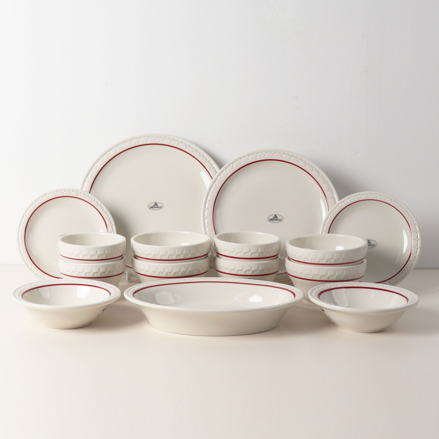 시라쿠스 쉐난고 카디날 4인 그릇세트, 1세트, 15p, 화이트&버건디라인 188,100원