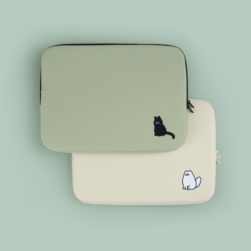 올뉴프레임 자수 노트북파우치_우리는 친구2 (아이패드 11/13/14/15인치) 35,000원