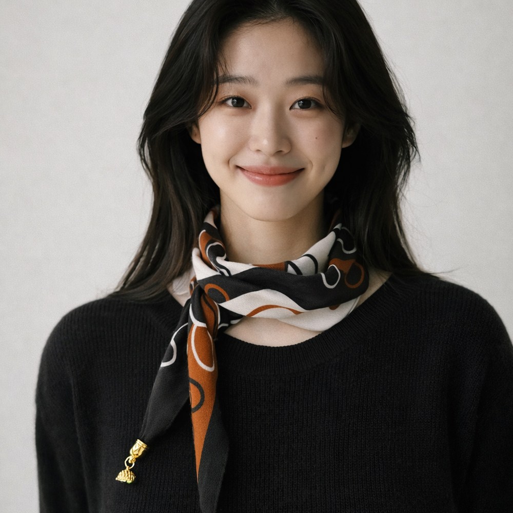 자석 스카프 사각 쁘띠 머플러 원터치 버클 간편 고정 쉬운 착용 여성 데일리 봄 가을 패션 7,900원