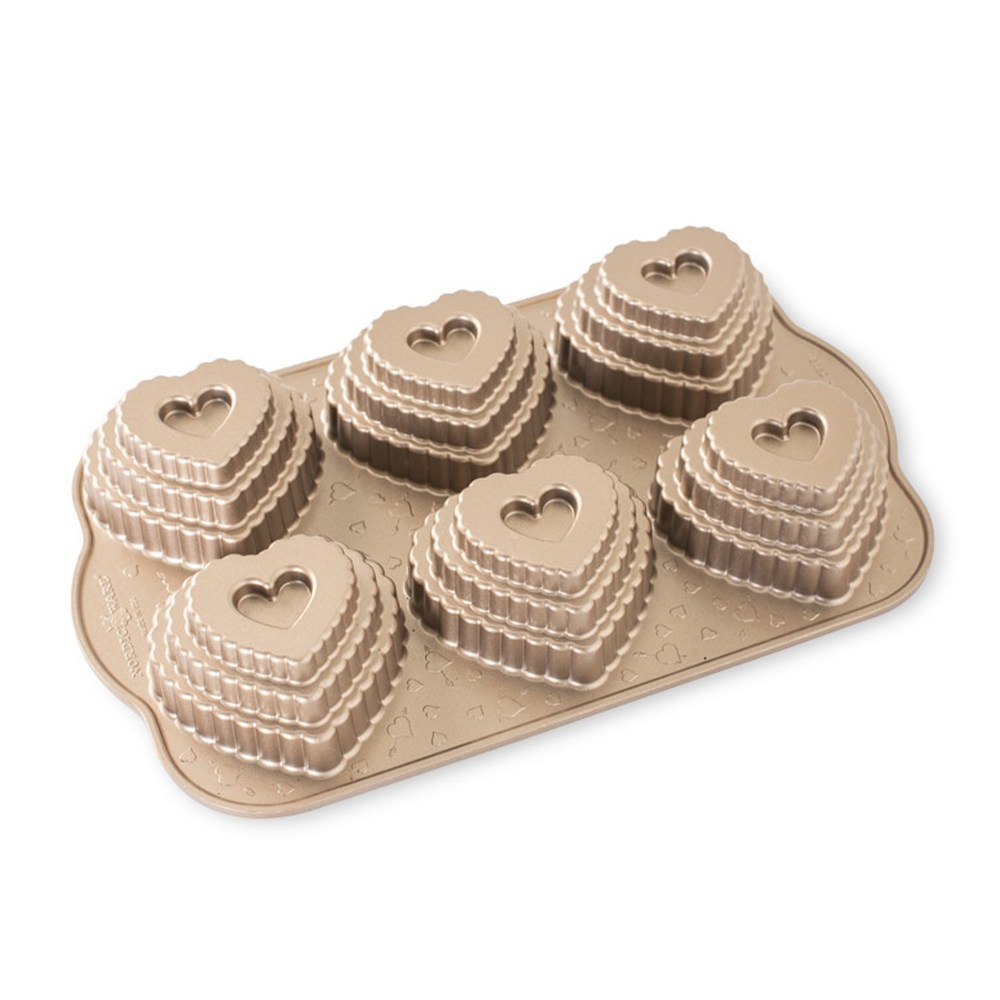 노르딕웨어 티어드 하트 미니 케이크 팬 TIERED HEART CAKELET PAN, 1개 64,000원