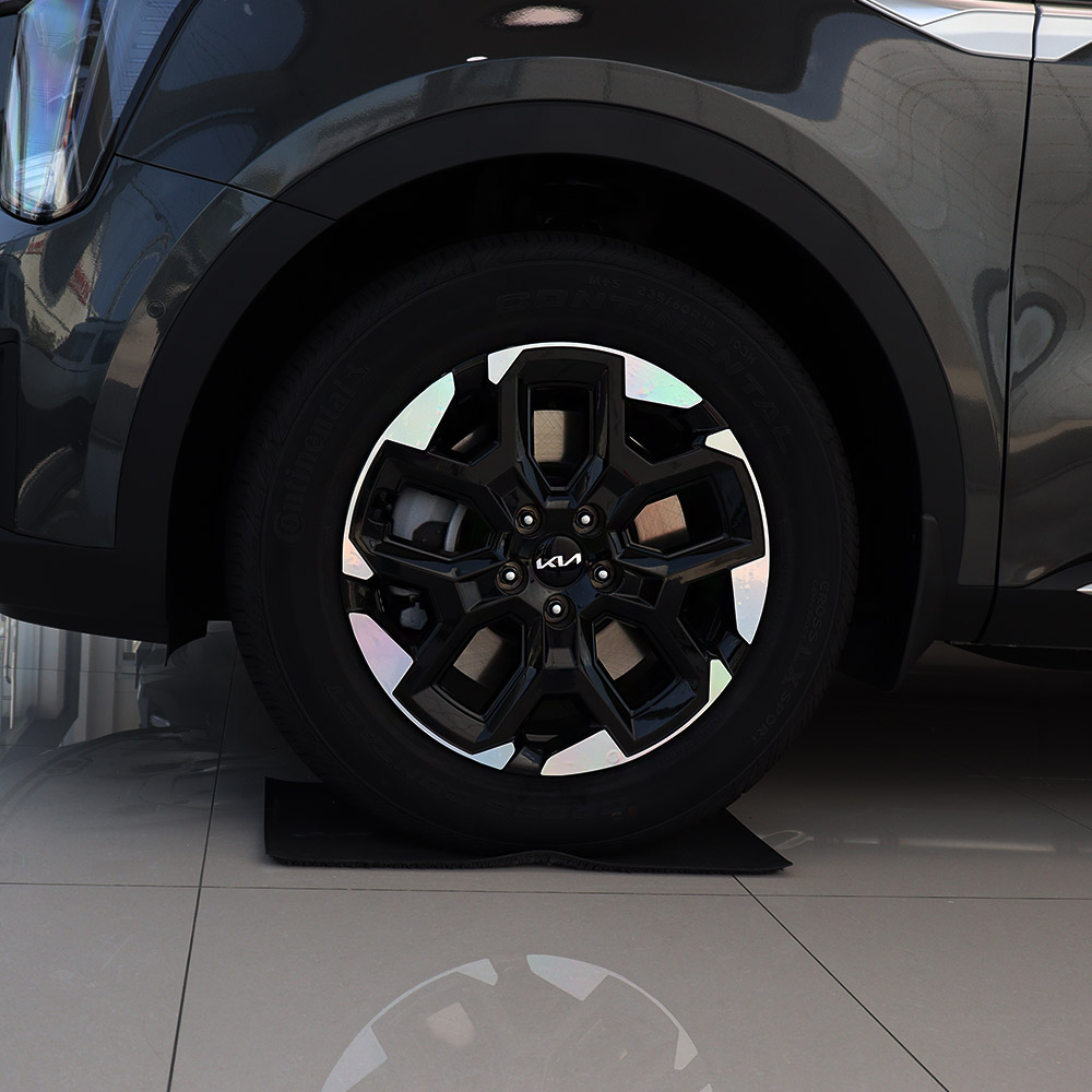 비브랜드(와이앤유)18인치 타이어 홀로그램 휠마스크 스티커 긁힘방지 보호필름 신형 더뉴쏘렌토 MQ4 호환, 블랙카본 20,000원