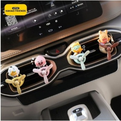 [로코스샵] 카카오프렌즈 프로펠러 방향제 3종 차량용 자동차 송풍구 고체 방향제 선풍기 에어컨 19,900원