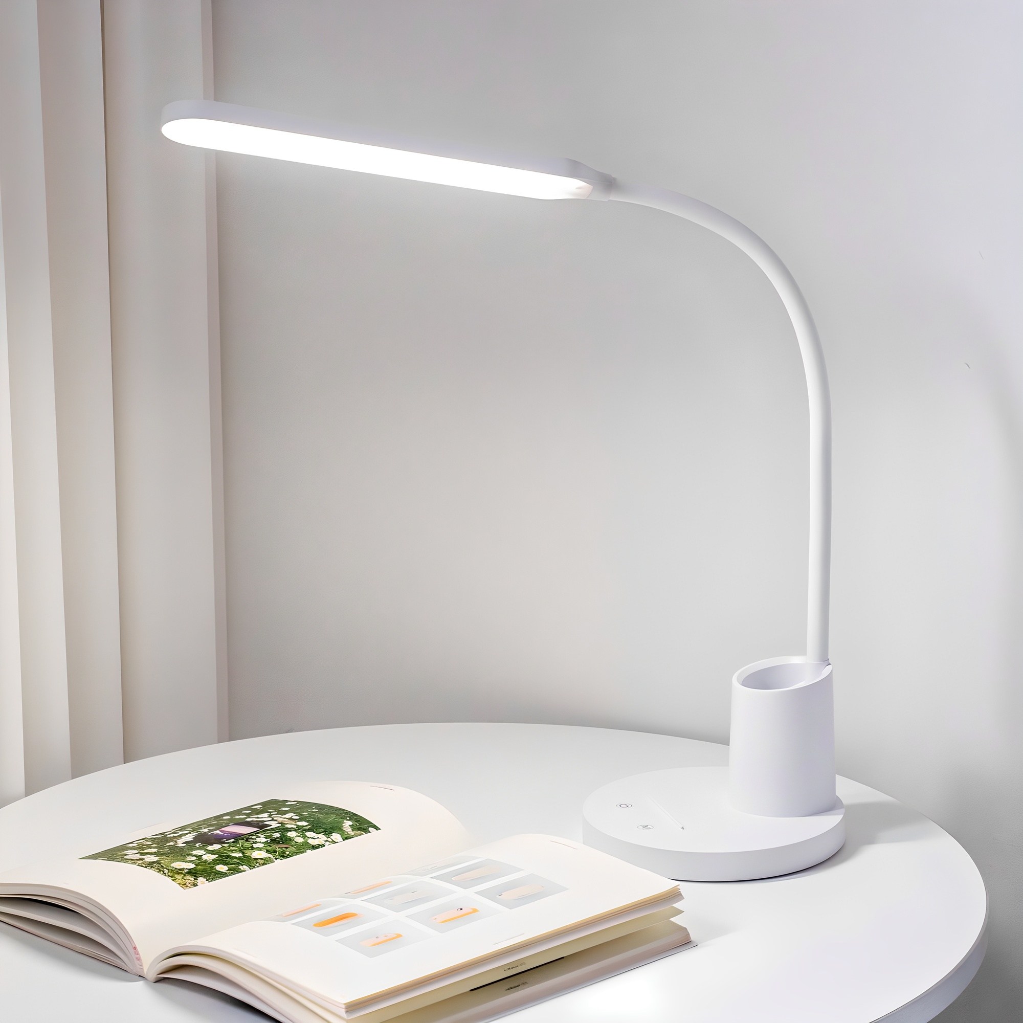 이지디어 LED  무선 학습용 책상 스탠드 25,210원