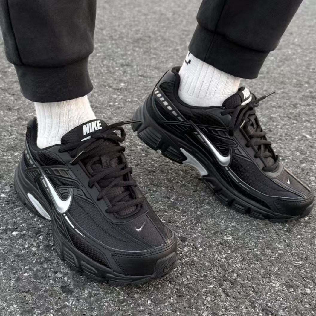 (NIKE 국내정품) 나이키 이니시에이터 런닝화 남녀공용 커플 운동화 데일리 키높이 신발 스니커즈 조깅화 헬스화 HIGHMAX 증정품 86,730원