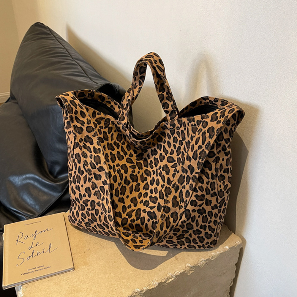 엘쏘 레오파드 프린트 투웨이 토트백 숄더백 22,900원