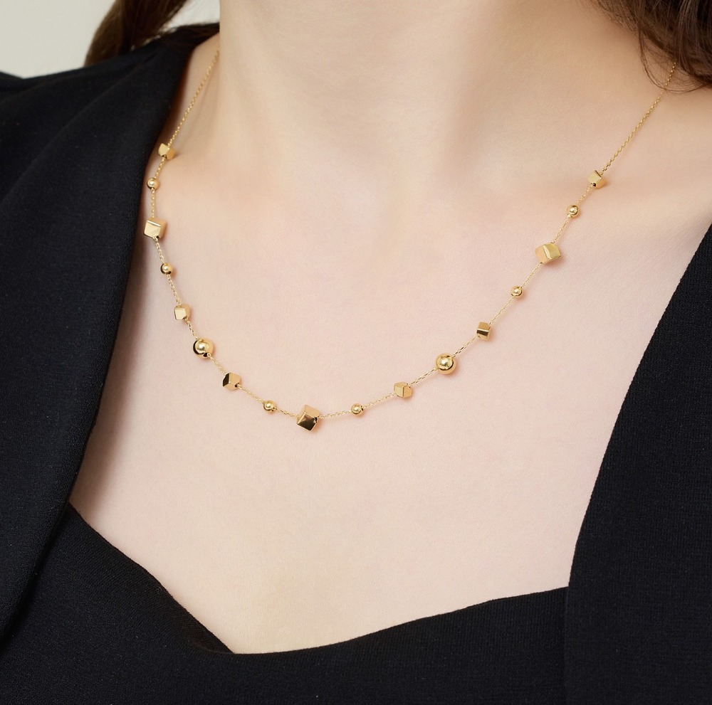 펠리체골드 18K 모네로 목걸이 (+선물포장) 레이어드 데일리 고급 이태리 큐브 체인 기념일 여성 골드 금 여자친구 선물 956,800원