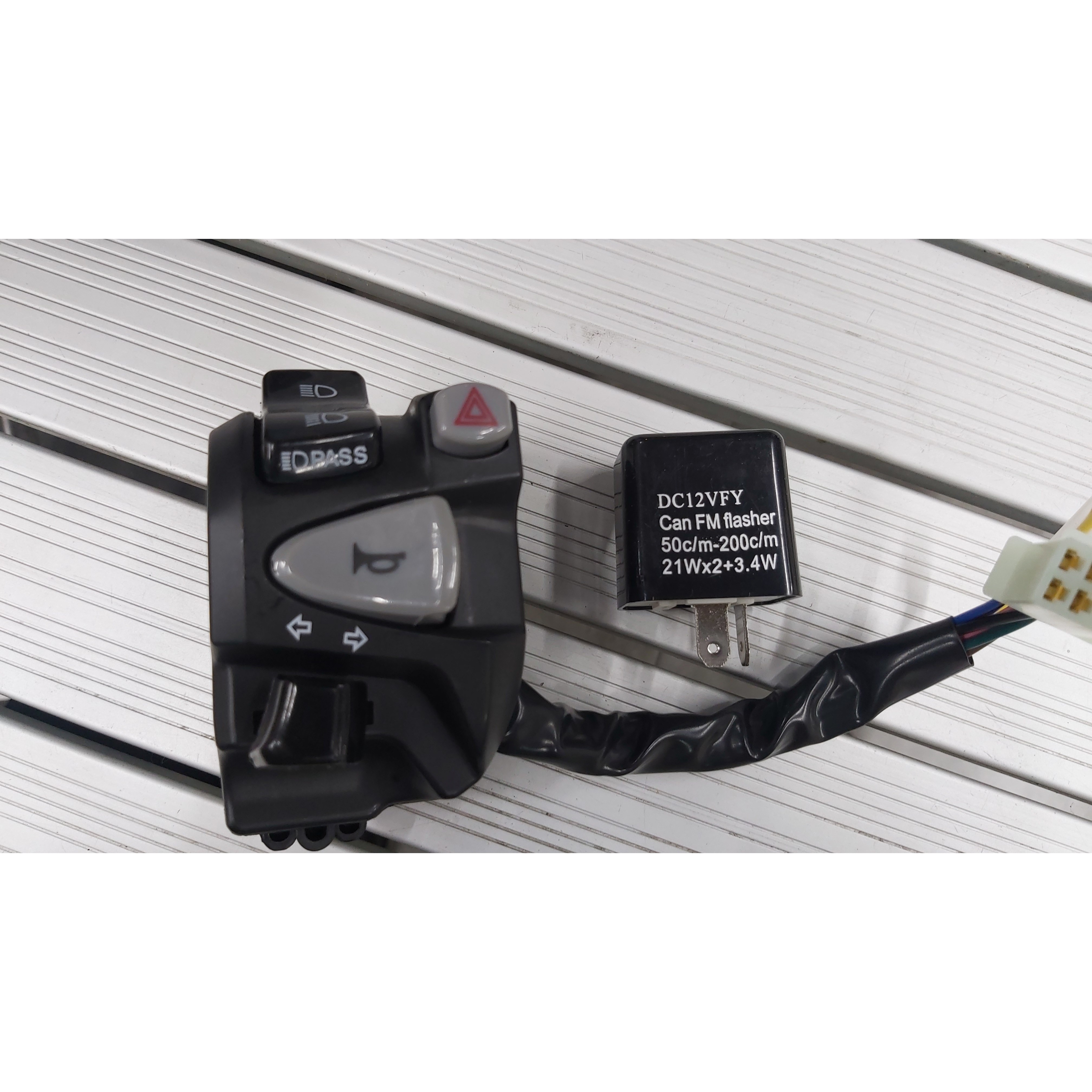 야마하 엔맥스125 155 전용 비상등 스위치 뭉치 혼다 인테그라 스위치뭉치 타입 61,200원