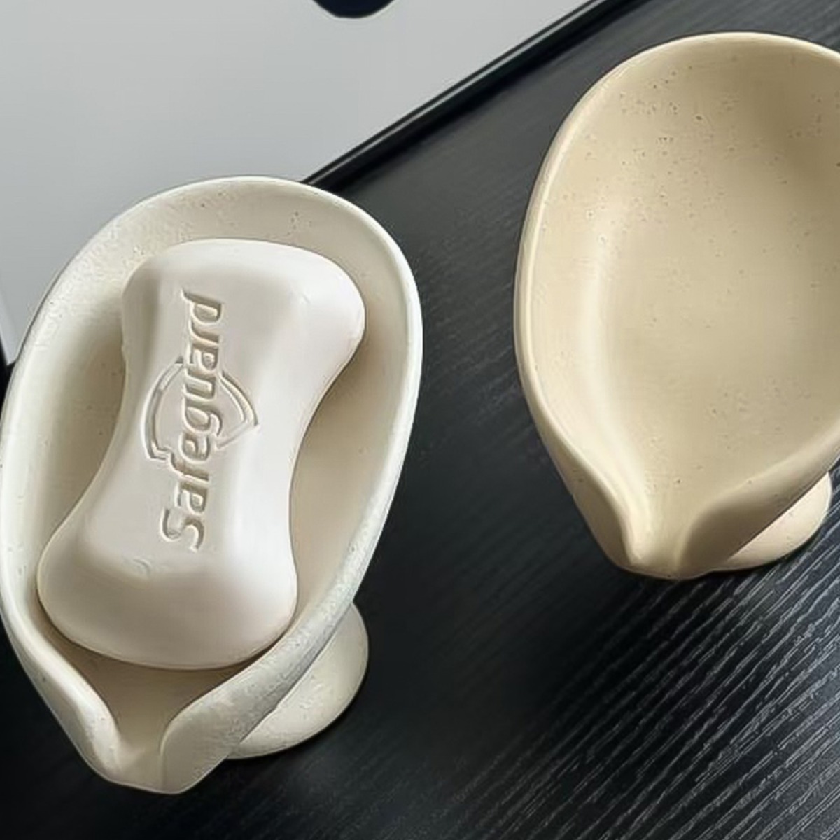 엠컴퍼니 세라믹 물빠짐 비누 받침 트레이 인테리어 비누 받침대 화장실 세면대 비누홀더 욕실 비누 케이스 비누각 거치대 [fhfls-87407410], 화이트, 1개 11,500원