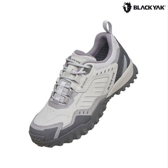 블랙야크 남여공용 고어텍스 방수 신발 트레킹화 발편한 등산화 운동화 요크셔 더퍼스트 GTX ABYSHX4929 134,500원