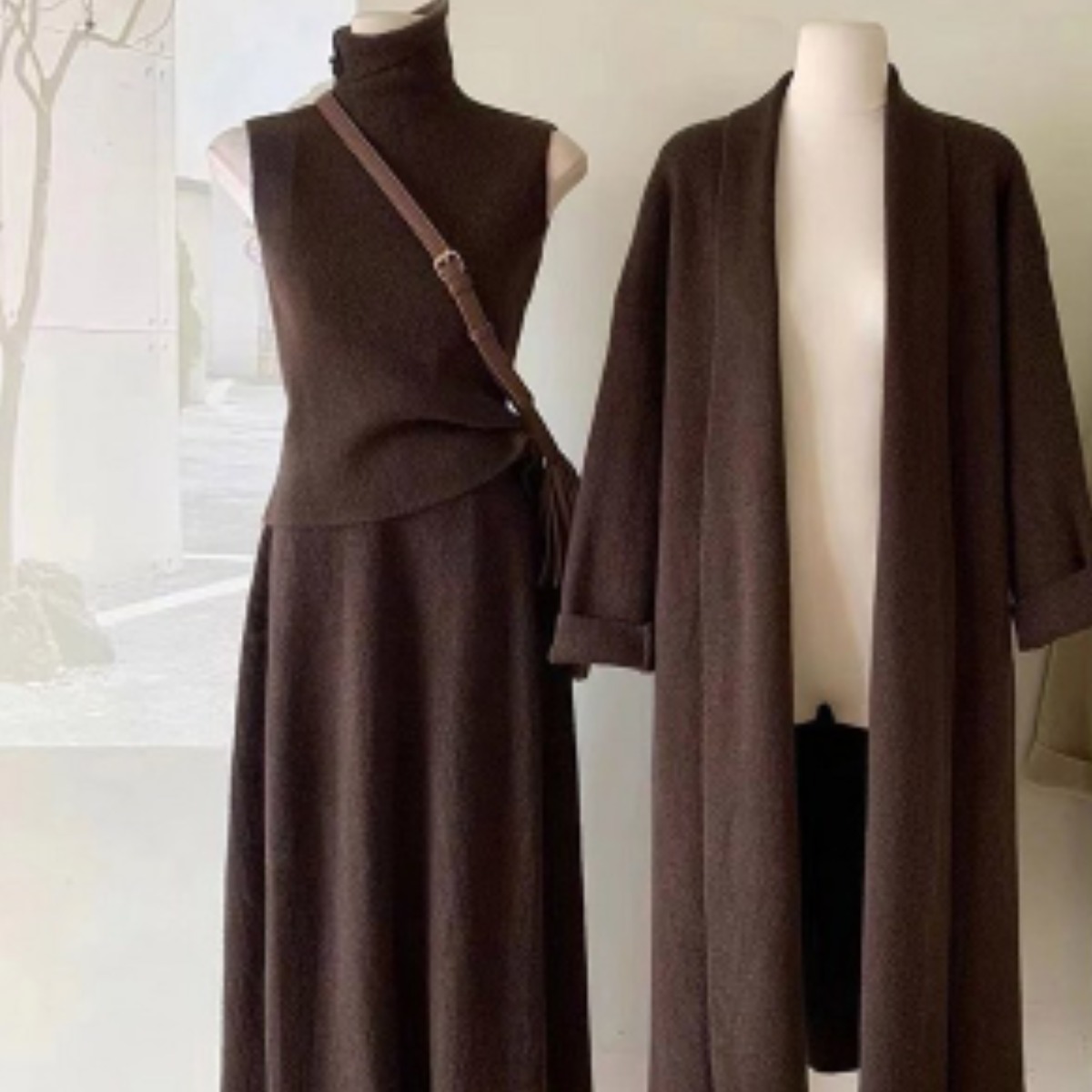 LND (당일출고) 로앤테 여성 니트 3종세트 가디건 니트슬리브리스 롱 스커트 치마 겨울 74,400원