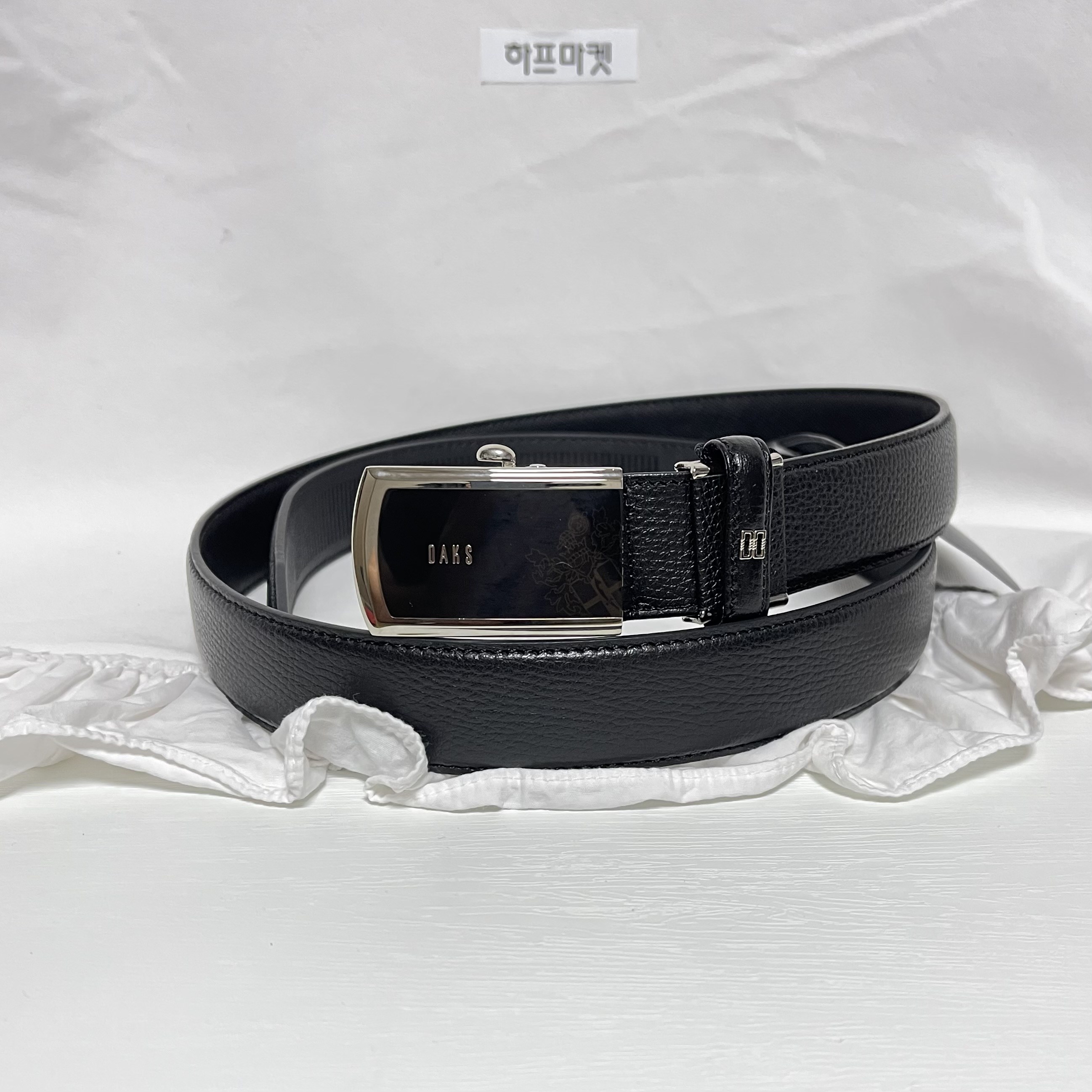 닥스 남성 블랙 소가죽 정장 메탈버클 자동벨트 WBBE1E203BK 128,000원