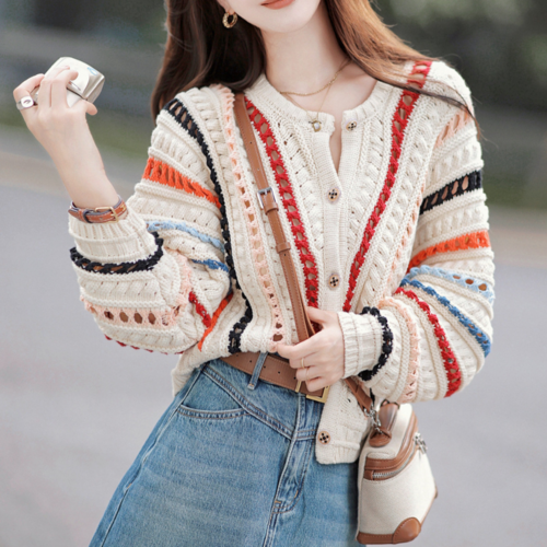 리얼제이드 레인보우 스트라이프 가오리핏 그물 니트 가디건 28,000원