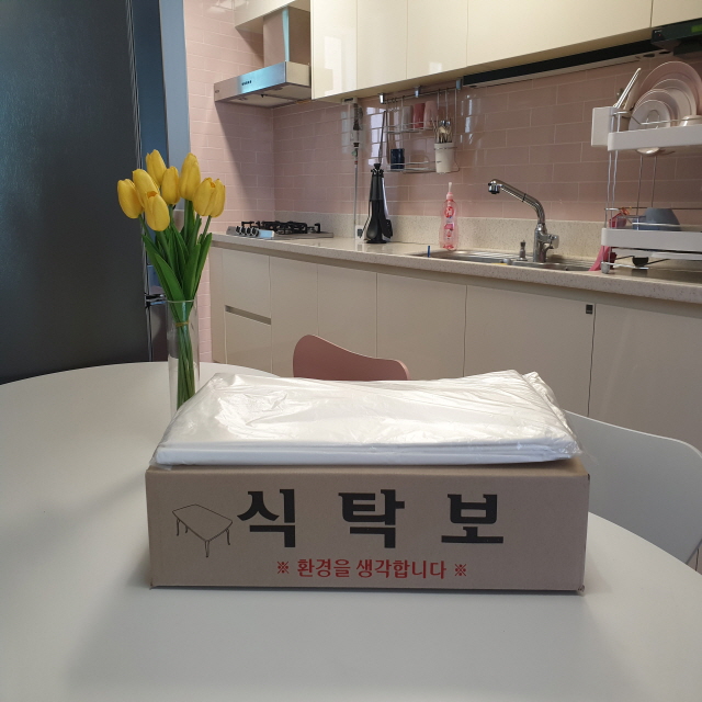 일회용 위생 테이블보 업소용 식당 횟집비닐 방수식탁보 비닐식탁보 50매, 1개 3,300원