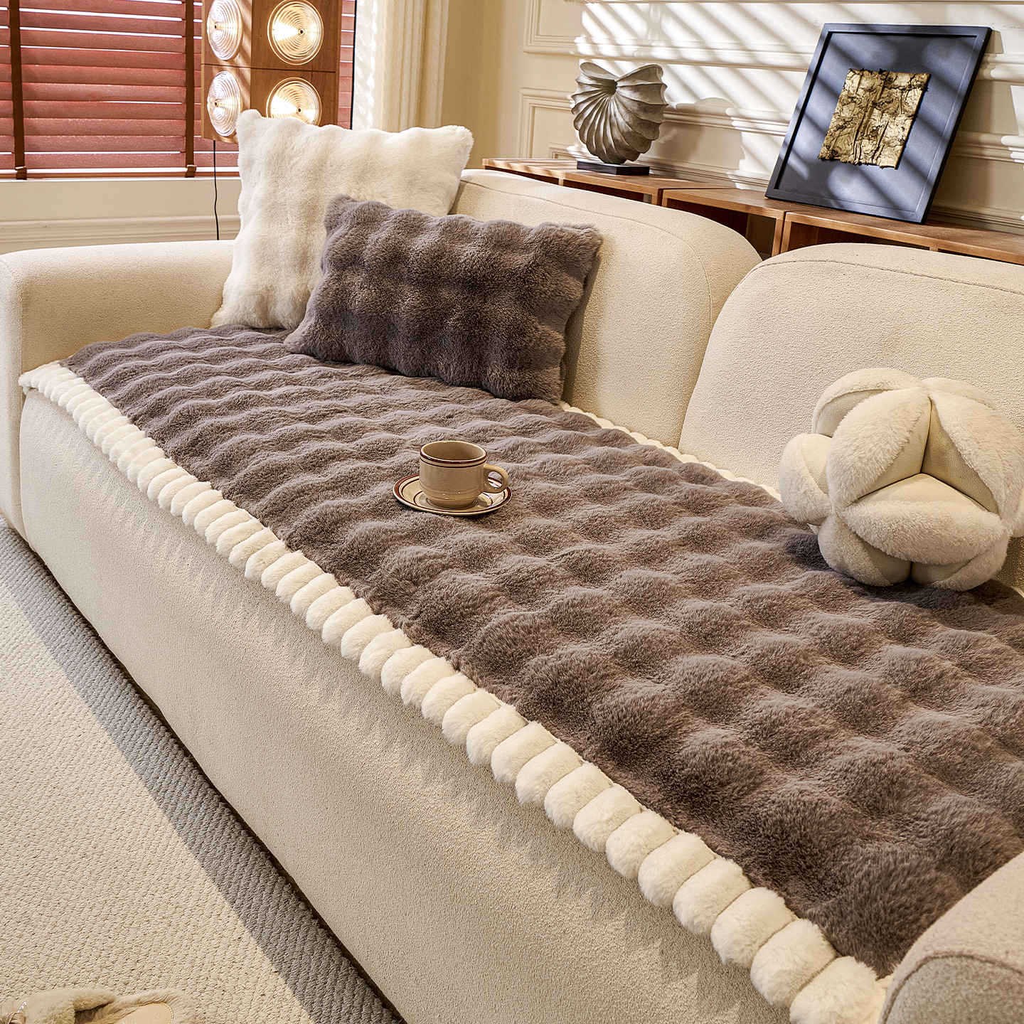 FEIFAN 겨울 미끄럼방지 초극세사  토끼털 소파패드 4인용 37,080원