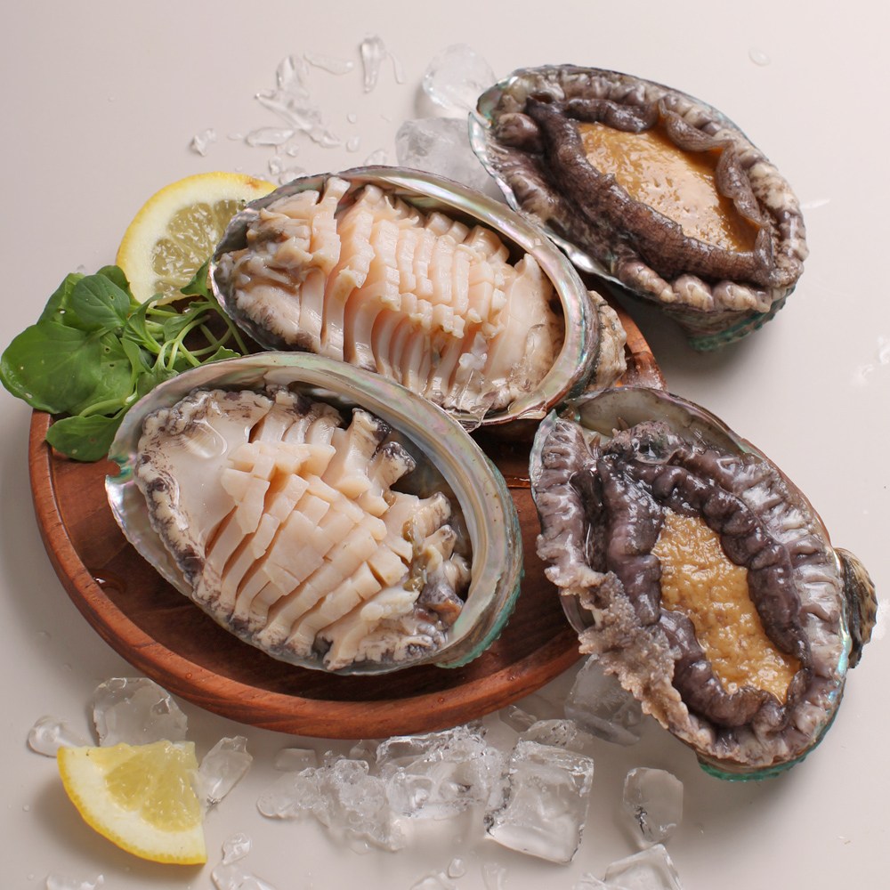 완도전복 산지직송 프리미엄 활전복 왕특대(산소포장), 1세트, 왕특대 1kg(6-7미) 52,800원