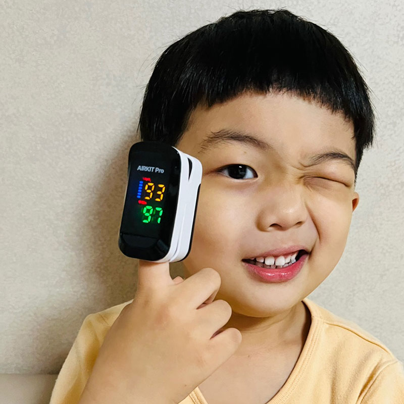에어킷프로 가정용 휴대용 산소포화도 측정기 펄스옥시미터 맥박측정기 10,800원