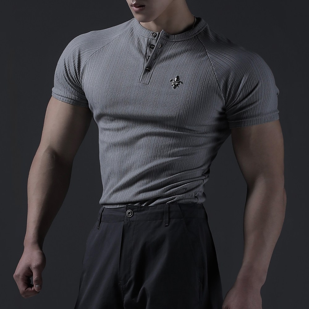 카미드 그레이 머슬핏 헨리넥 반팔 59,000원