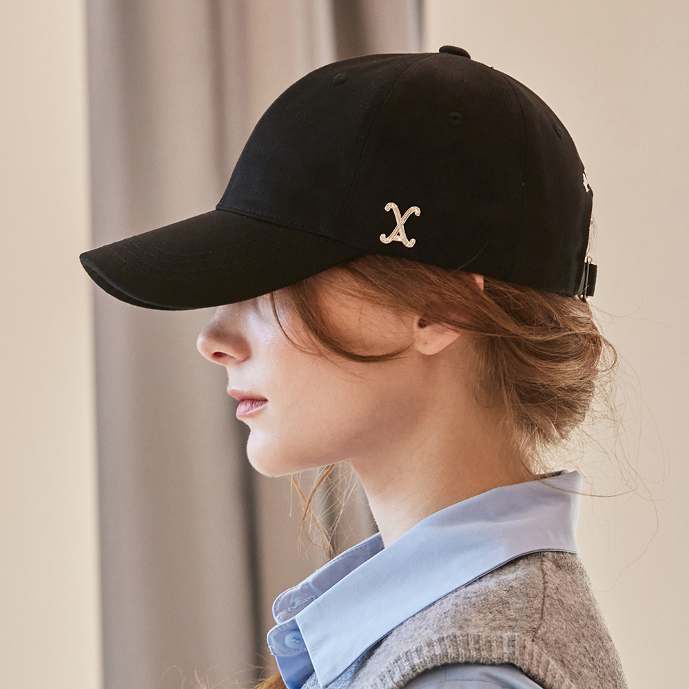 바잘 VA 커브드 스터드 볼캡 37,900원